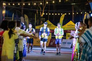 BIB: 
                            <button type="button" onclick="openModal(13717968)" class="btn btn-primary btn-sm float-right btn-popup" data-toggle="modal" data-target=".modal-high-quality">
                        <i class="fas fa-shopping-cart"></i> Add to Cart
                    </button>
                                            <button type="button" onclick="isThisMe(13717968, true)" class="btn btn-success btn-sm float-right btn-popup btn-isme hidden" data-toggle="tooltip" data-placement="bottom" title="นี่คือรูปของคุณใช่ไหม คลิกที่นี่เพื่อเอาเข้าอัลบั้ม">
                        <i class="fas fa-plus"></i> Add to album
                    </button>
                    <button type="button" onclick="isThisMe(13717968, false)" class="btn btn-warning btn-sm float-right btn-popup btn-isnotme hidden">
                        <i class="fas fa-ban"></i> Remove from album
                    </button>